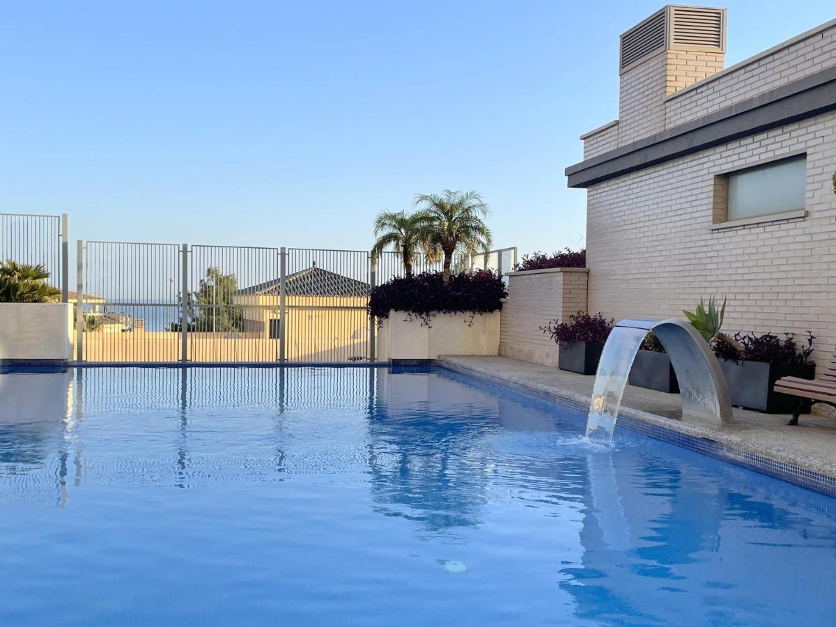 Lejlighed Brand New Modern 2 Bdrms Duplex Penthouse . Sea Views. 3 Min Walk To Beach! Benalmádena
